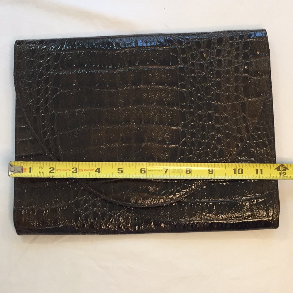 Vintage Italian Genuine Leather Clutch - Picture 7 of 7